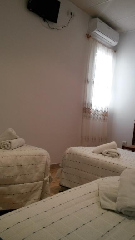 Hostal Virgen Del Pilar Baza Zewnętrze zdjęcie