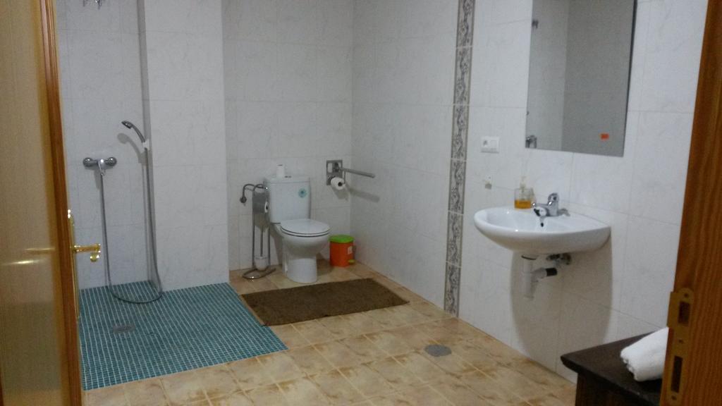 Hostal Virgen Del Pilar Baza Zewnętrze zdjęcie