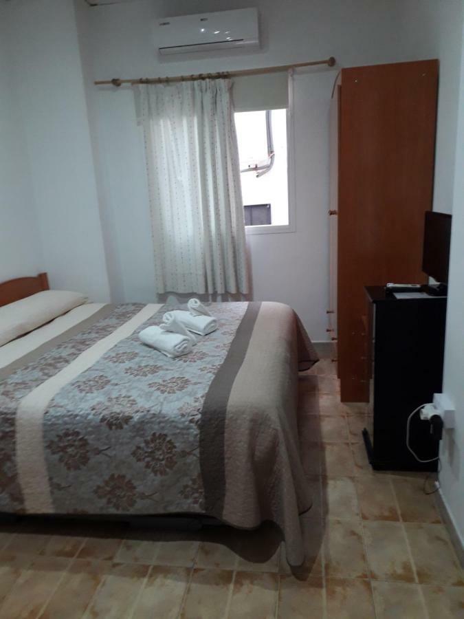 Hostal Virgen Del Pilar Baza Zewnętrze zdjęcie